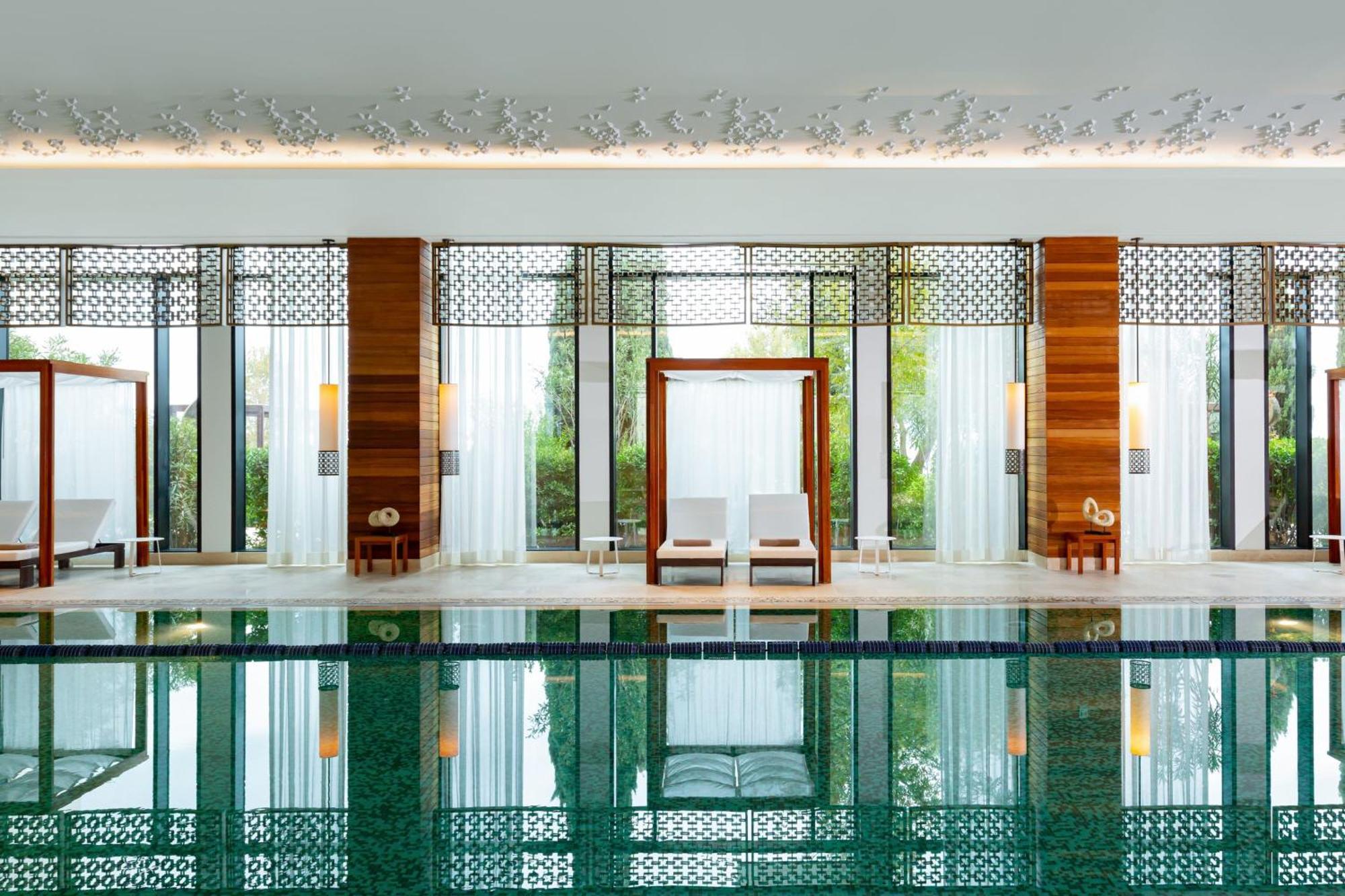 Baku Marriott Hotel Boulevard Bagian luar foto The spa at The Oberoi, Mumbai