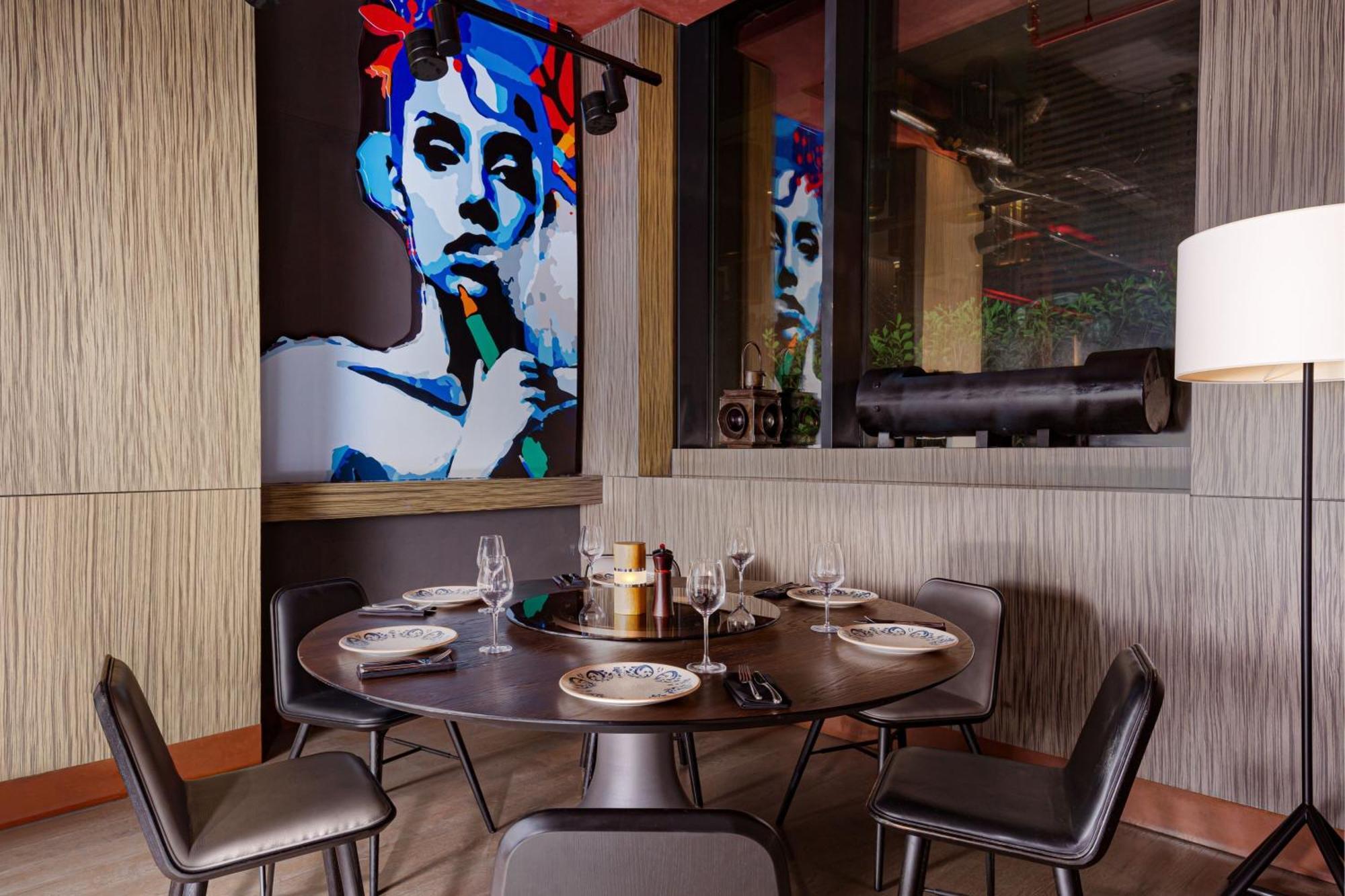 Baku Marriott Hotel Boulevard Bagian luar foto The interior of the restaurant
