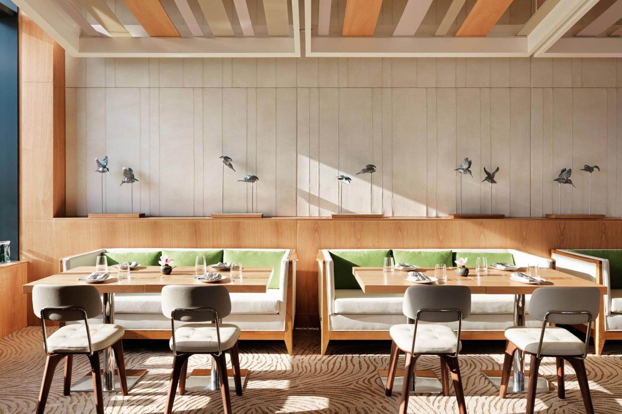 Baku Marriott Hotel Boulevard Bagian luar foto Interior of the restaurant